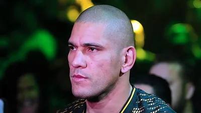 Gane treina com ex-rival de Pereira para aprimorar striking no UFC