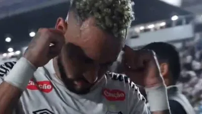 Neymar enfrenta crise de relacionamento com torcida do Santos após retorno