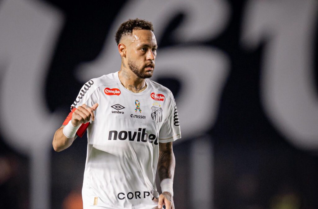 Vila Belmiro vira palco de tensão Neymar enfrenta crise de relacionamento