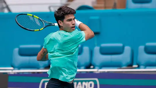 O cronograma médico contra o tempo Alcaraz acelera recuperação de lesão no