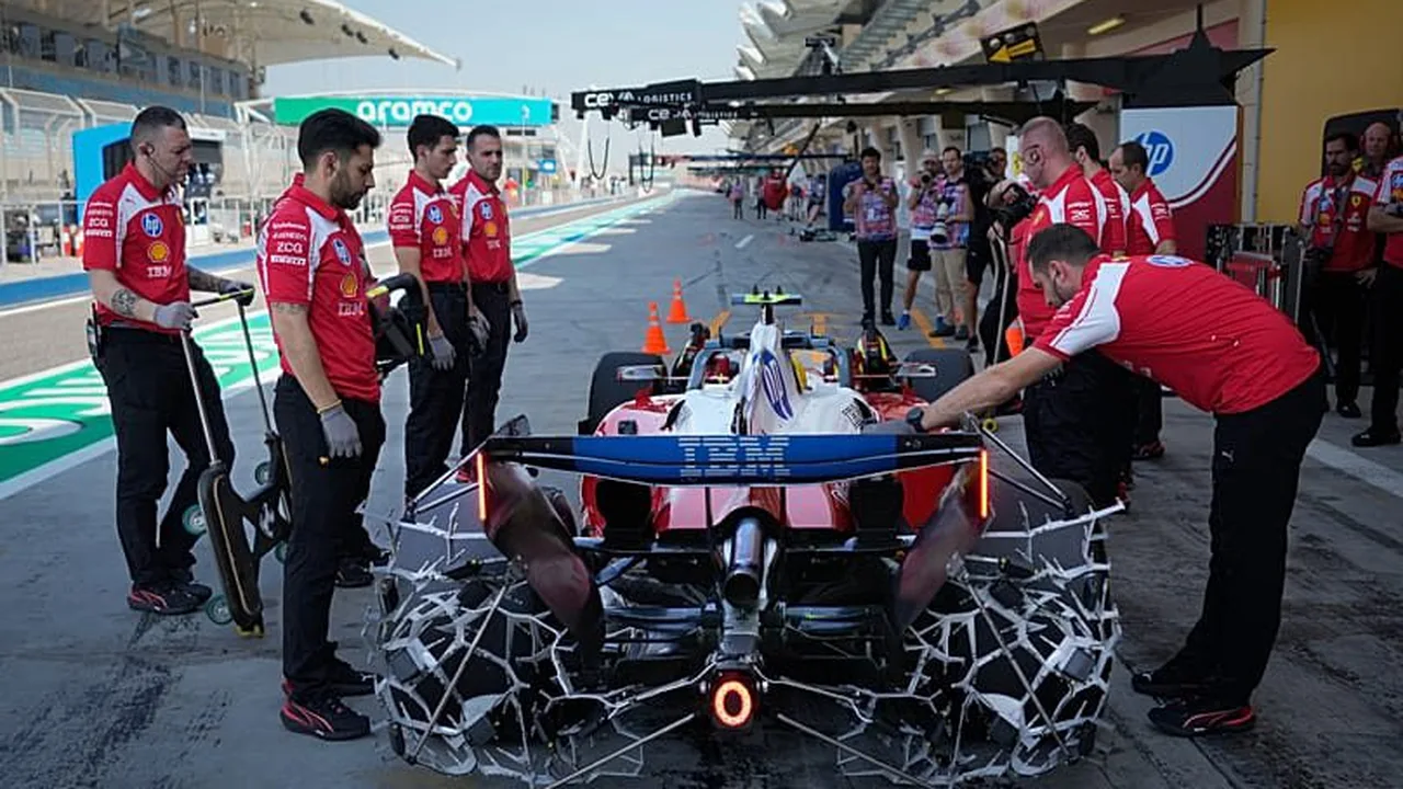 Carros de F1 em formação no grid com foco nos powertrain híbridos e elementos aerodinâmicos do regulamento 2026