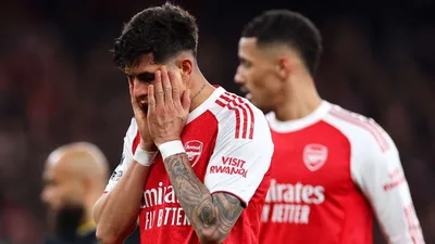 Arsenal repete erros do Botafogo e pode perder título da Premier League