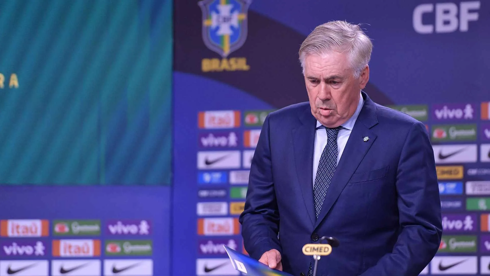 Rayan desponta como alternativa consistente Neymar ou Rayan disputam última vaga
