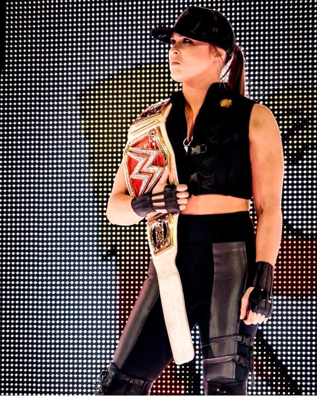 A evolução técnica que Rousey perdeu Rousey volta após década parada - Dados