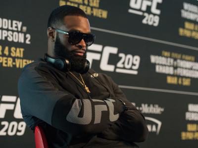 Domínio técnico contra Tyron Woodley marca auge da carreira Gilbert Burns se apo