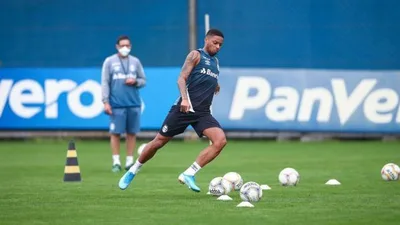 Pedro vira pivô participativo e explode em gols com chegada de Jardim