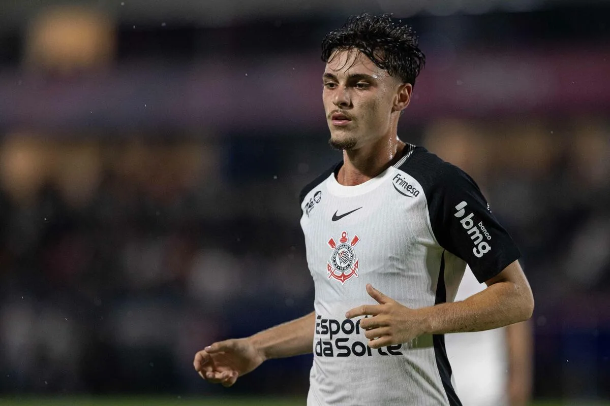 Experiência europeia como diferencial Danilo desperta interesse de Leverkusen