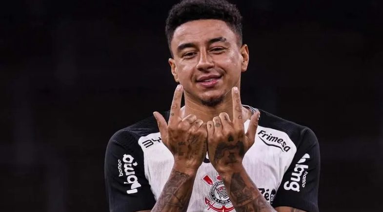 A matemática cruel dos números pré-gol Lingard desencanta pelo Corinthians mas