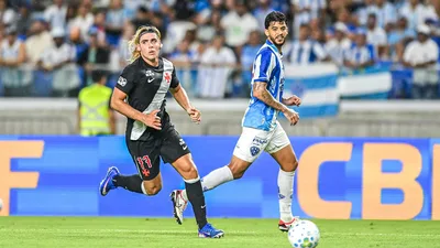 Spinelli marca dois contra Paysandu e pressiona por vaga de titular no Vasco