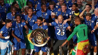 Chelsea demite Rosenior e busca novo técnico em lista de favoritos