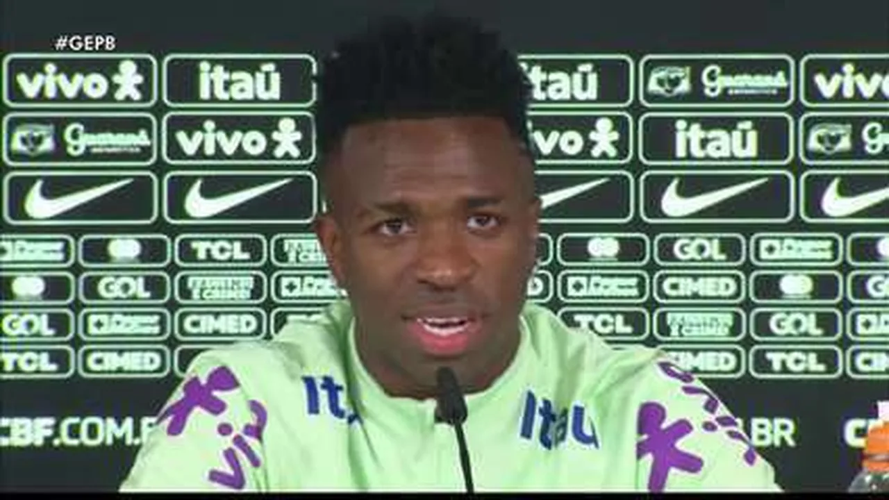 Atacante brasileiro Helinho durante partida do Toluca na Liga MX mexicana