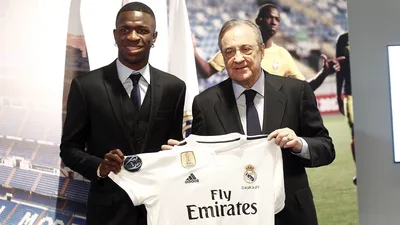 Florentino Pérez assume blindagem total de Vini Jr em meio à crise do Real Madrid