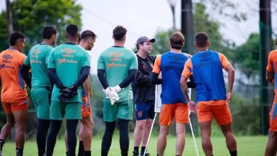 Flamengo e Santos buscam redenção na Copa do Brasil após campanhas irregulares