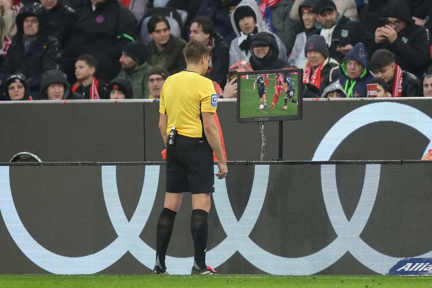 Regulamento FIFA impede alterações arbitrárias Proposta de Trump para trocar Irã