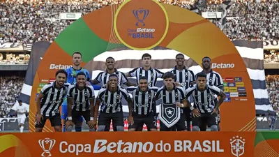 Botafogo blinda elenco na Justiça e trava rescisões por dívidas de R$ 400 milhões