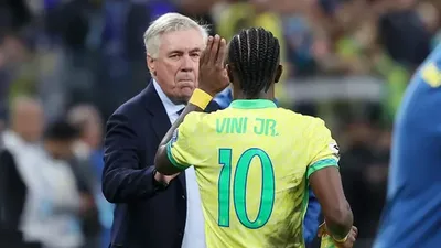 Números mostram que Ancelotti tem três opções reais para substituir Estêvão