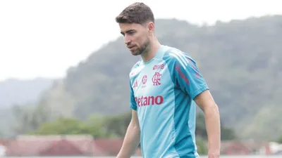 Jorginho volta aos relacionados e pode reformular meio-campo do Flamengo
