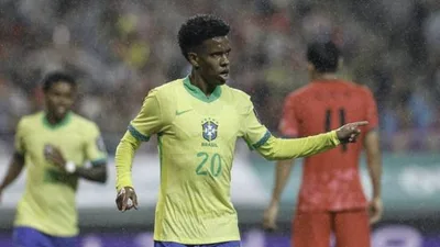 Sem Estêvão na Copa, quatro nomes disputam vaga na Seleção de Ancelotti