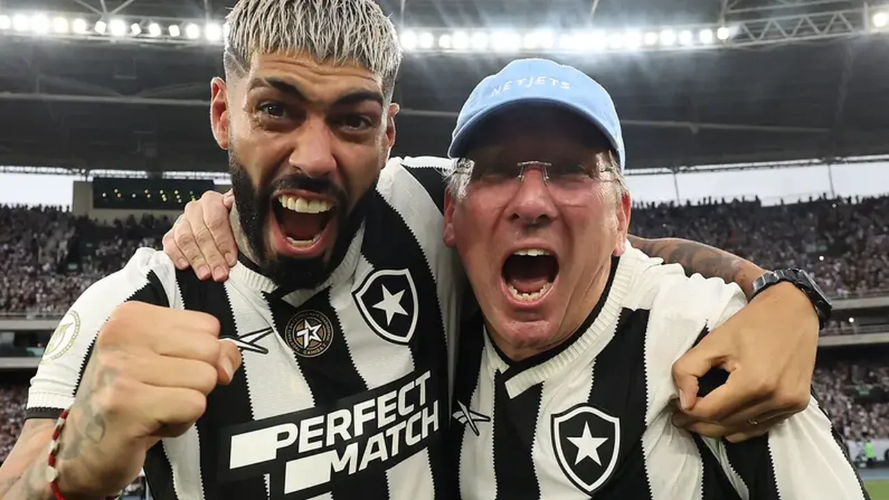 John Textor em entrevista após treino do Botafogo no centro de treinamento do clube carioca