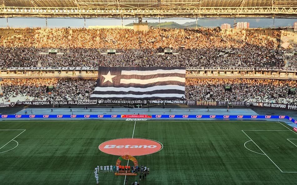 Tensão no elenco por causa de premiações Botafogo negocia recuperação judicial p
