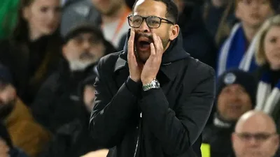 Rosenior cai no Chelsea e elenco cobra técnico com autoridade