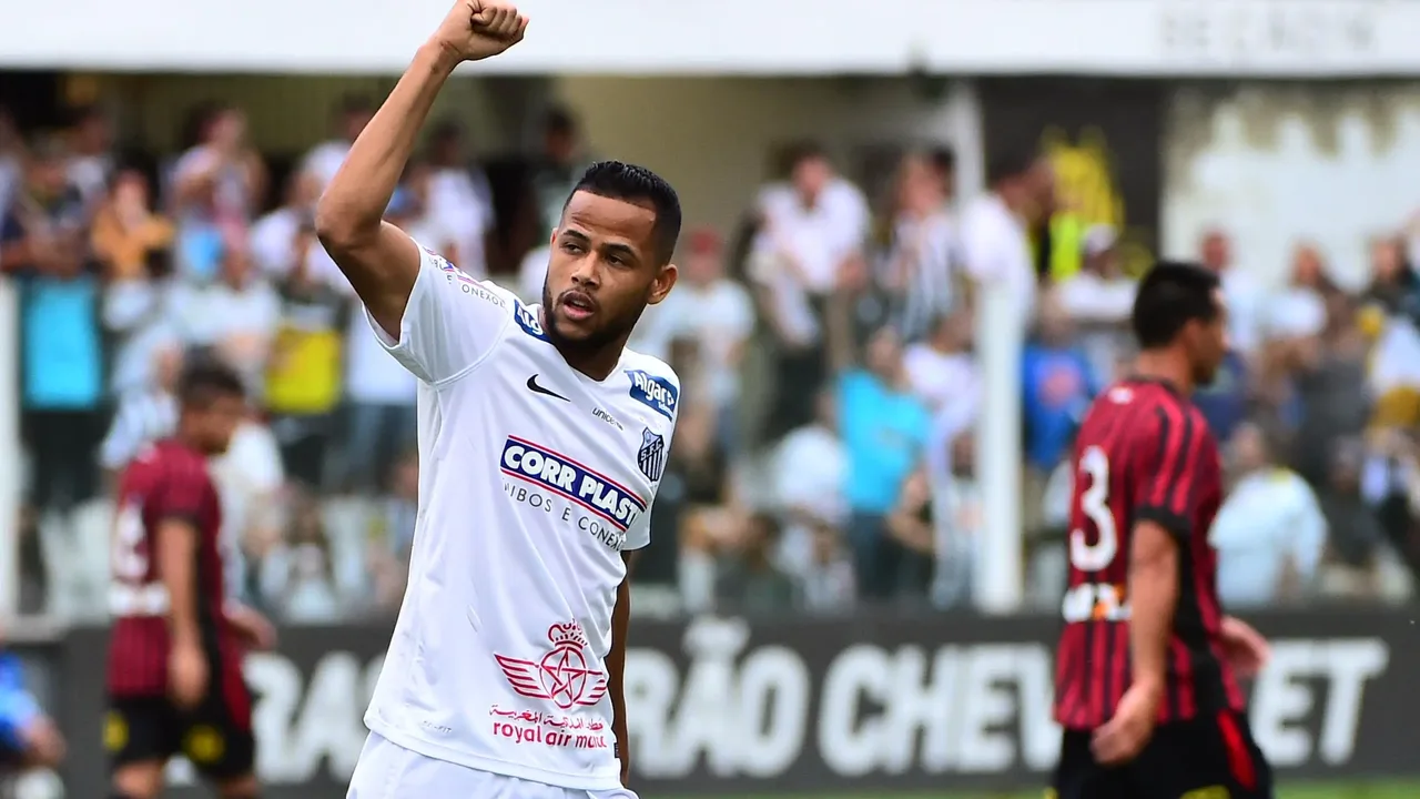 Samuel Pierre durante treino da base do Santos na Vila Belmiro
