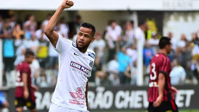 Cuca promove Samuel Pierre e aposta na base para reforçar meio-campo do Santos