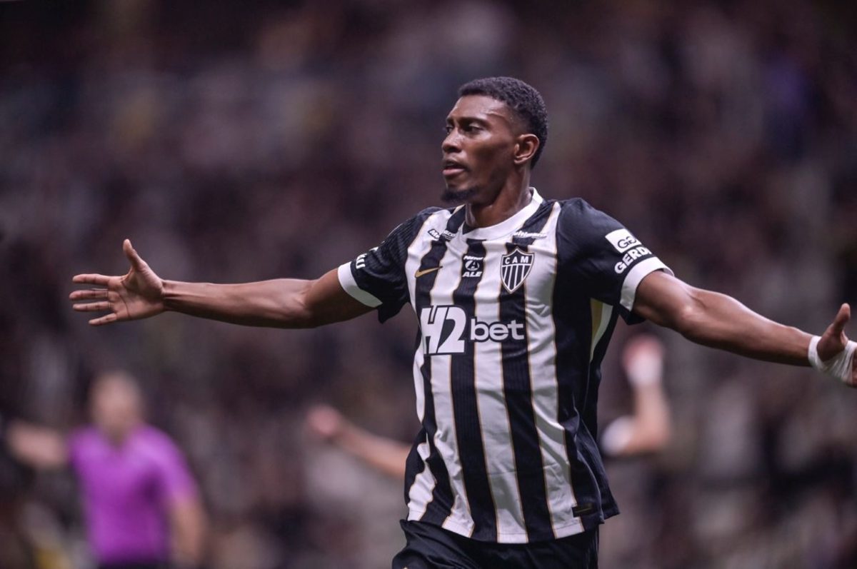 O gol que salvou a noite atleticana Cassierra decide para o Atlético-MG e ga