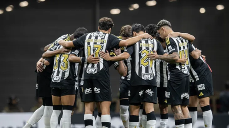 Pendências financeiras mantidas em sigilo Hulk admite possível saída do Atlético