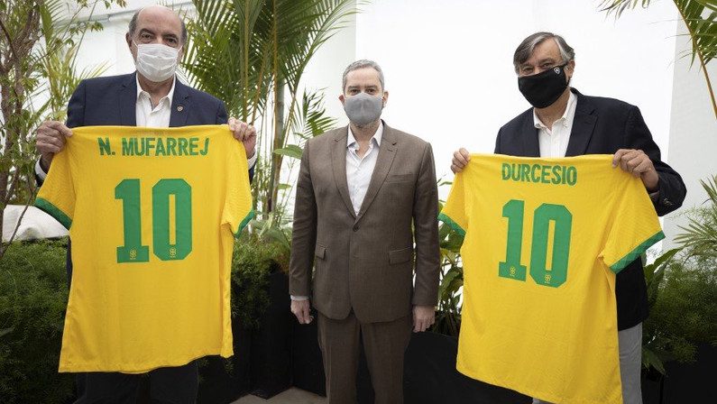 Trajetória de Durcesio no Botafogo Durcesio Mello assume comando da SAF apó