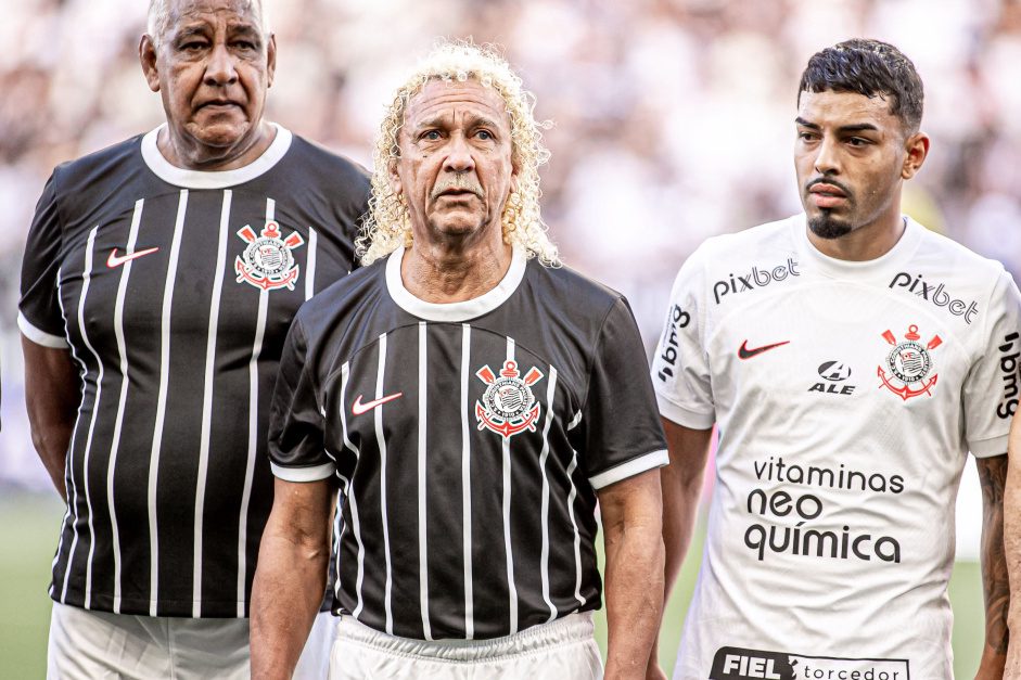 A tempestade fora das quatro linhas Crise nos bastidores não abala sequência