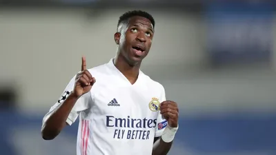 Por que Vinicius Jr ainda não renovou com Real Madrid
