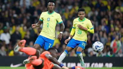 Estêvão completa 19 anos e coloca Neymar no passado da Seleção