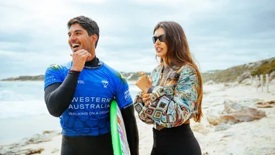 Medina domina com 15.87 e enfrenta Pupo numa semifinal que define o favorito