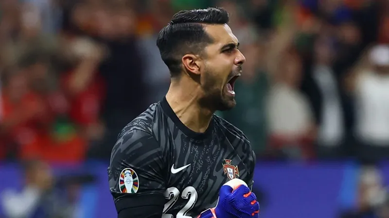 Quem é Freddie Woodman O goleiro reserva que salvou o Liverpool