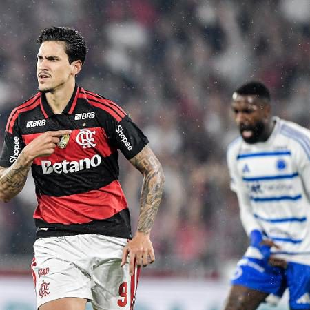O gol que decidiu tudo em Belém Cruzeiro vence o Remo por 1 a 0 e segue
