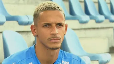 Luciano Juba se consolida como o principal cobrador de faltas do Bahia