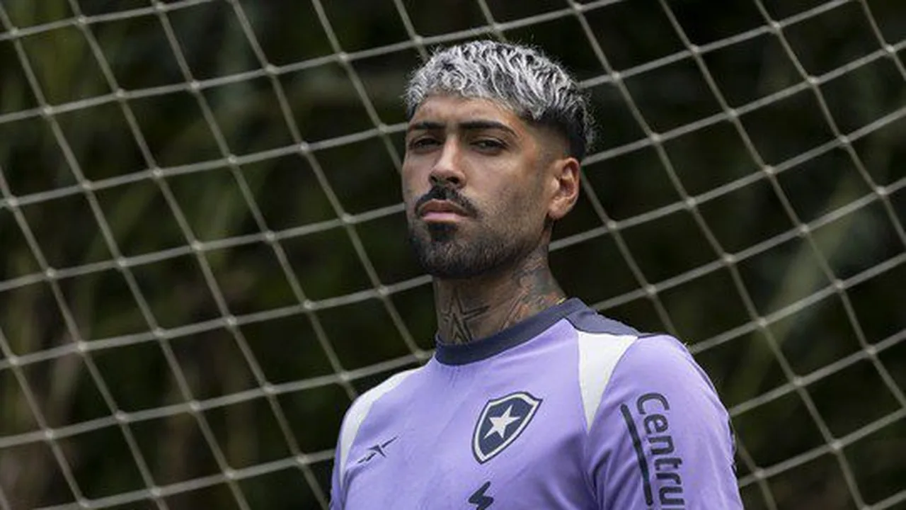 Roger Ibañez e Matheus Gonçalves comemoram título do Al-Ahli na Liga dos Campeões da Ásia