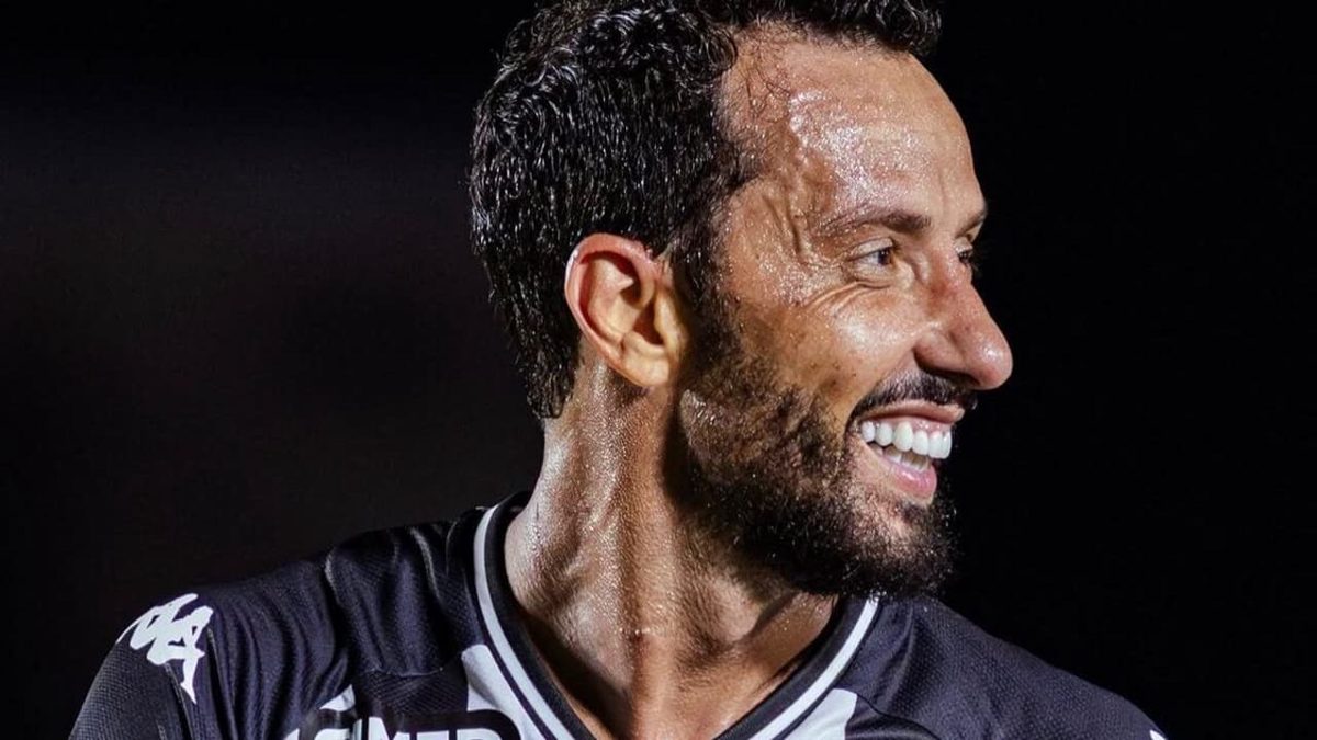 Da estreia apagada ao protagonismo na semifinal Nenê já é o maestro do Botafogo-