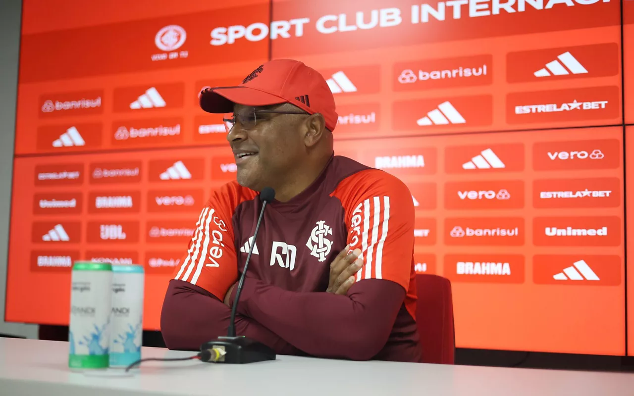 O diagnóstico do técnico e o contexto da chegada Roger Machado sob pressão — com
