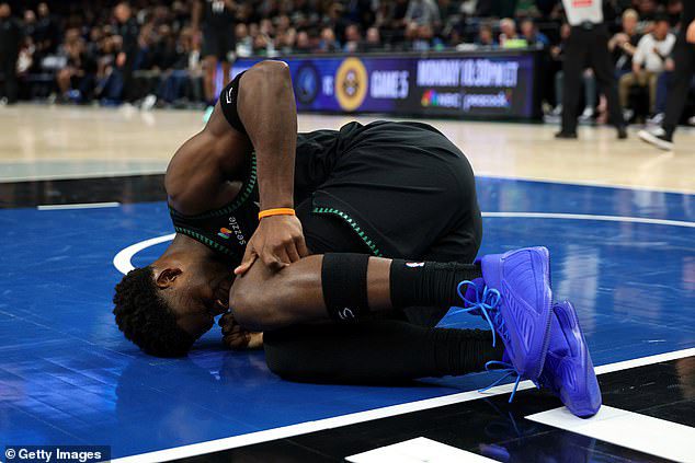 O que aconteceu dentro de quadra Timberwolves lideram 3-1, mas lesões de