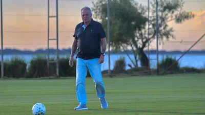 Abel Braga processado em R$ 5 milhões por fala homofóbica no Inter