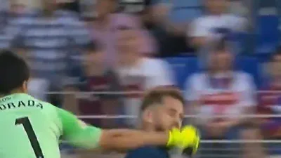 Andrada dá soco em rival e enfrenta até 12 jogos de suspensão na Espanha