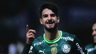 Flaco López empurra Endrick e briga para ser titular na Supercopa Rei
