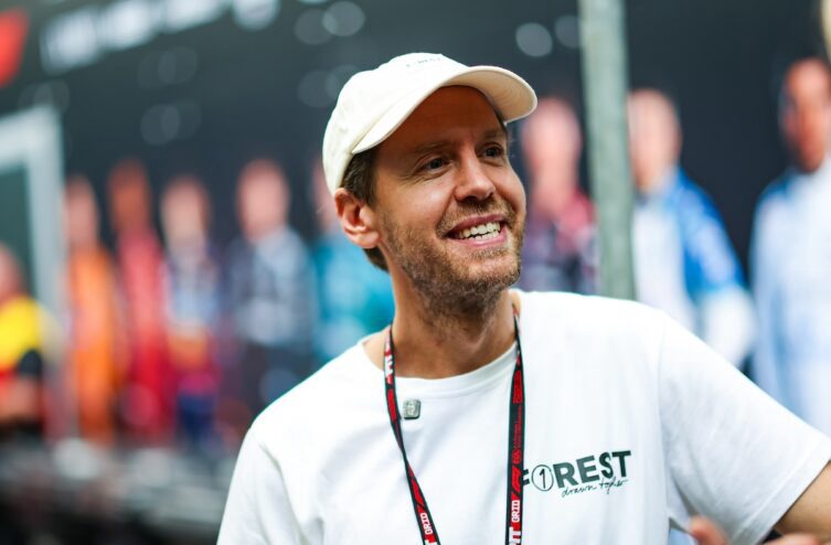 De Maranello às ruas de Londres Vettel termina Maratona de Londres abaix