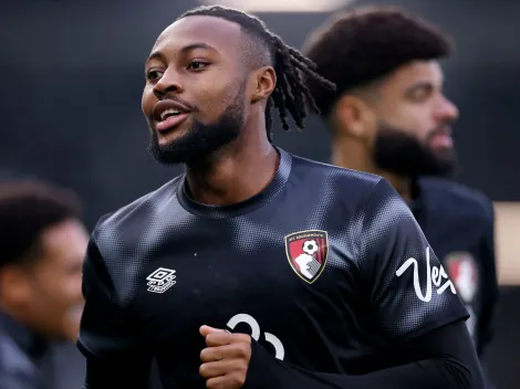 A lista e as situações contratuais Manchester United prepara lista de 13 di