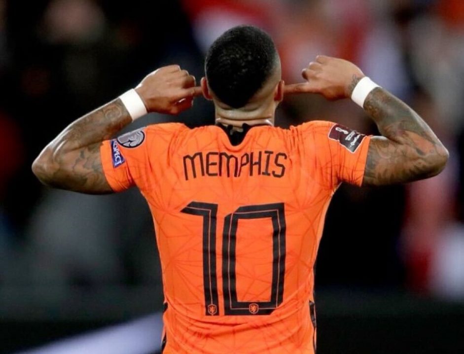 Uma trajetória construída em três Copas Memphis Depay quer liderar a Holanda ao