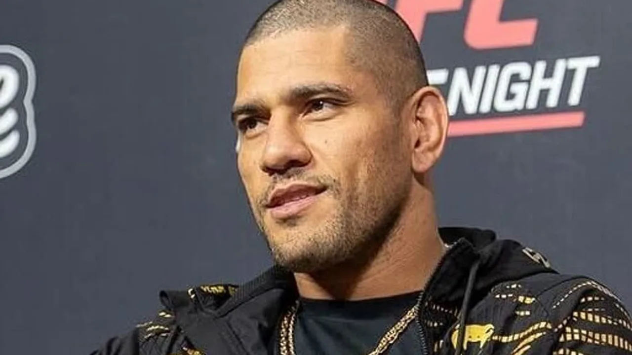 Alex Poatan e Ciryl Gane frente a frente na pesagem do UFC, cinturão interino dos pesados em disputa