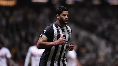 Hulk foi cortado dentro do vestiário e agora negocia saída do Atlético-MG