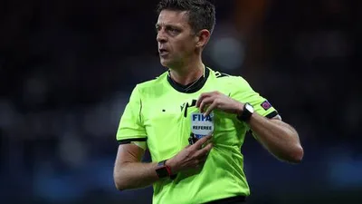 Rocchi investigado por fraude e o VAR que pode afundar a Série A italiana